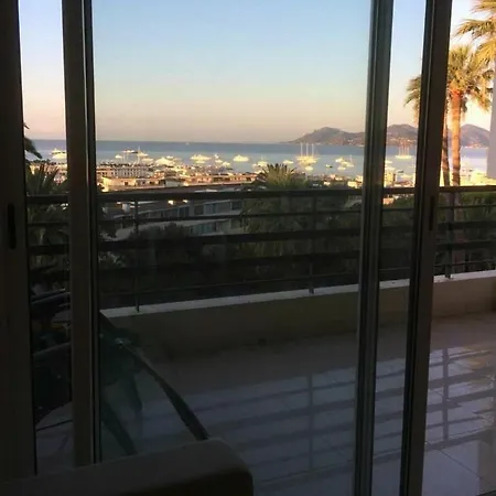 With Amazing Panoramic Sea View, Close To The Beach - Albert 1er Apartment
