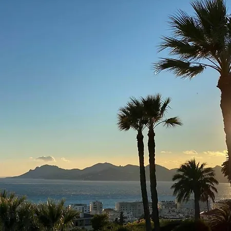 With Amazing Panoramic Sea View, Close To The Beach - Albert 1er