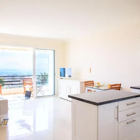 With Amazing Panoramic Sea View, Close To The Beach - Albert 1er Cannes